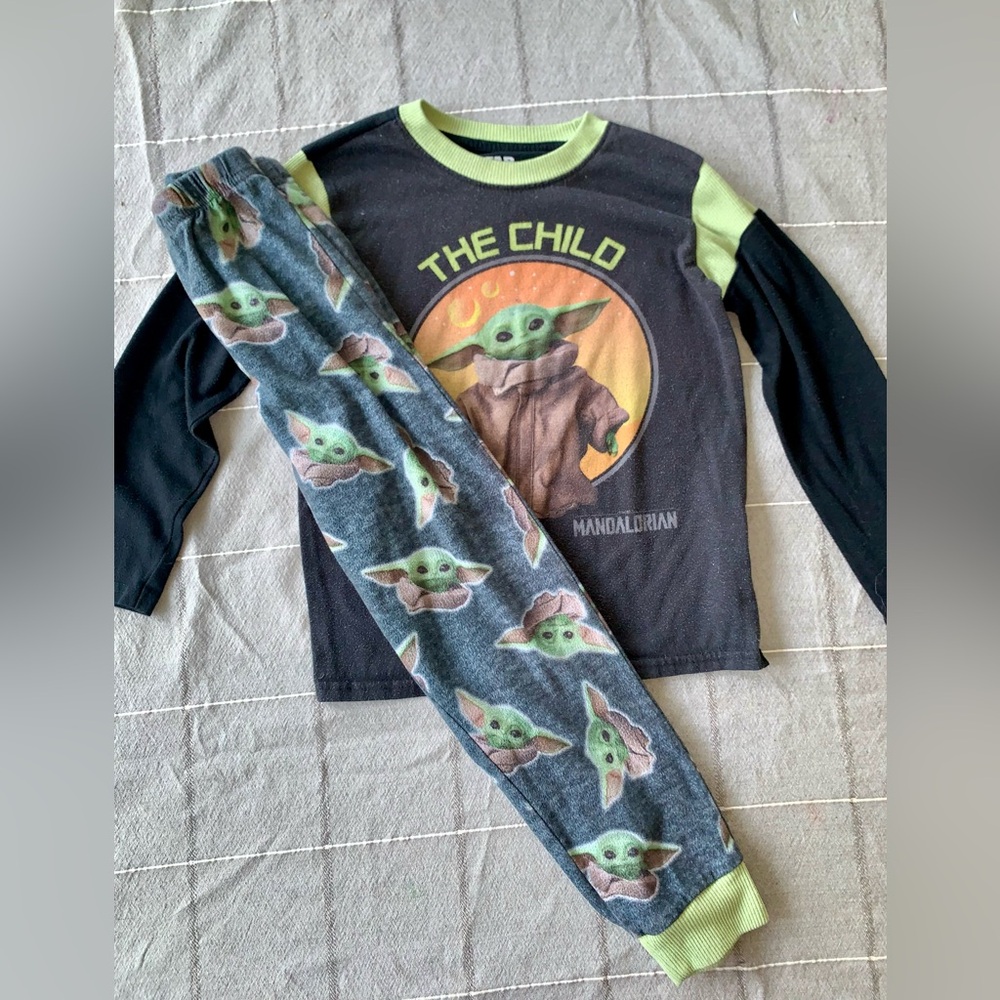 Star Wars pjs 6/7